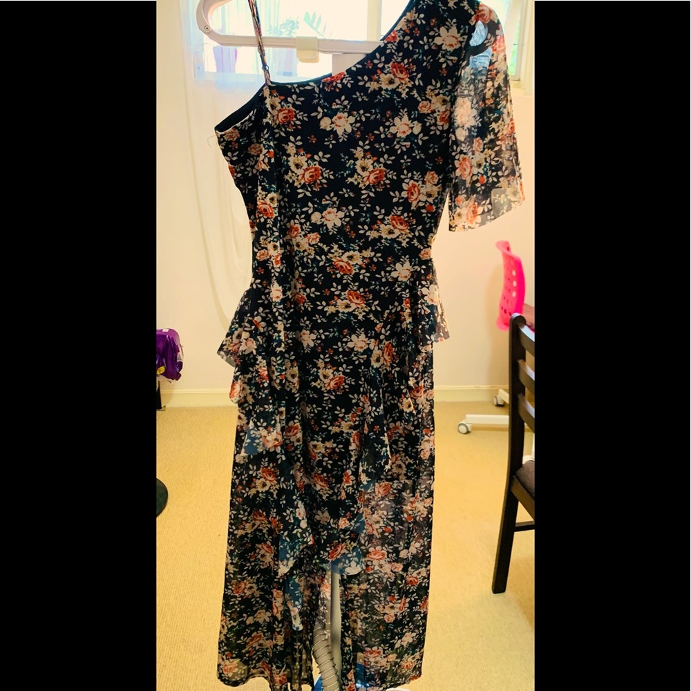 Floral Maxi dress - Picture 2 of 5